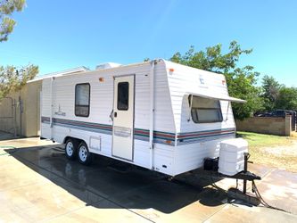 1996 Mallard 23FT  Fleetwood