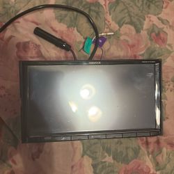 Kenwood Touch Screen Bluetooth Radio