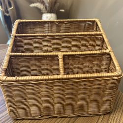 Wicker Basket - Organizer - Measurements In Photos