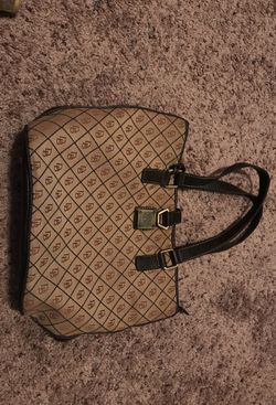 Dooney & Bourke Signature Quilt Ruby large Purse