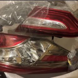 OEM 2019 Toyota Camry Xse Taillights 