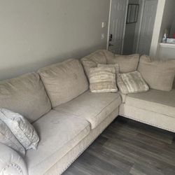 FREE FURNITURE AND HOUSEHOLD ITEMS !