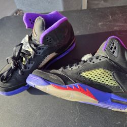 Jordan Retro 5 Sneakers
