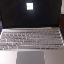Surface Pro Laptop