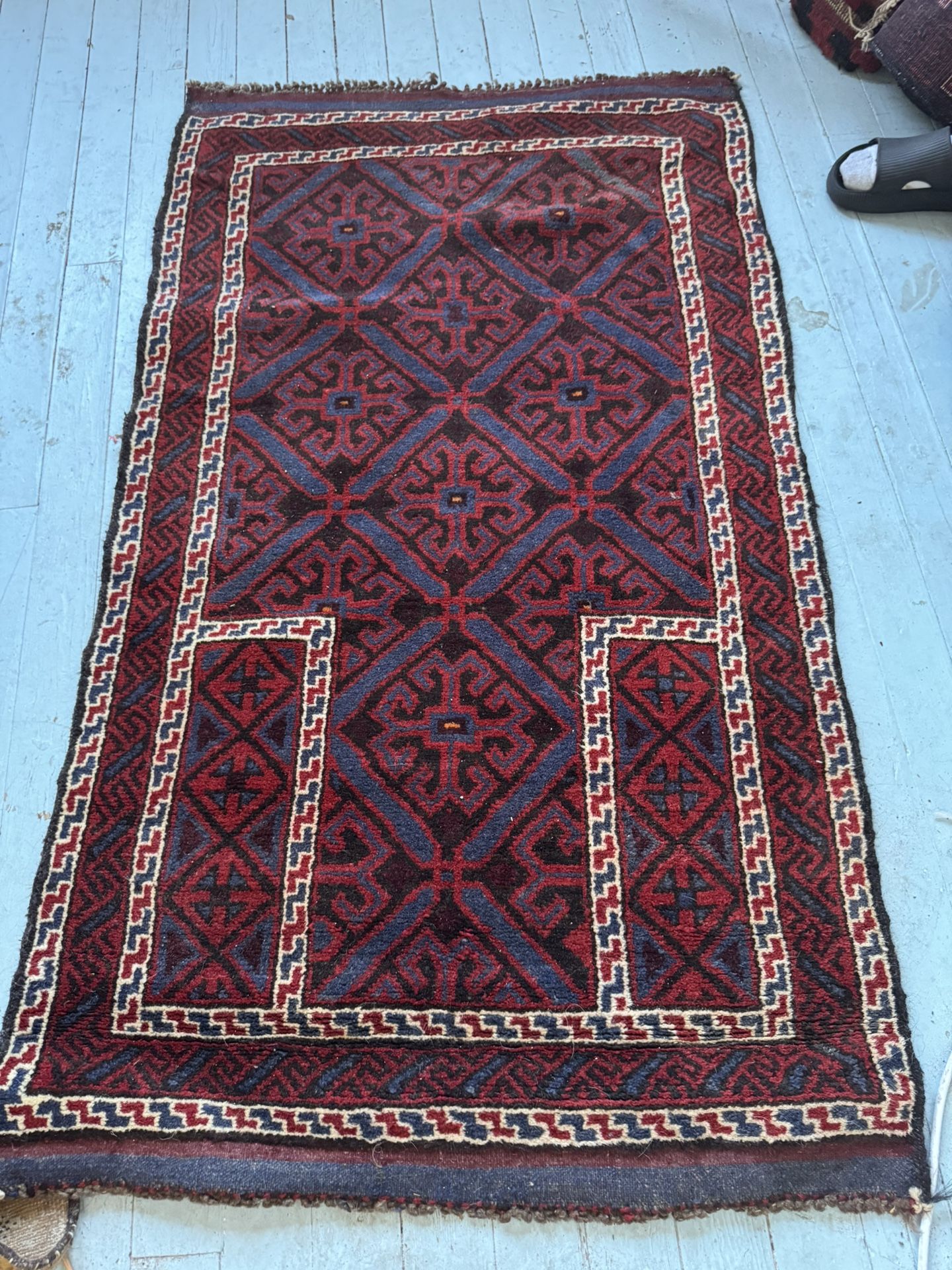 5x7 : Vintage Hand Woven Wool Rug with Geometric Patterns