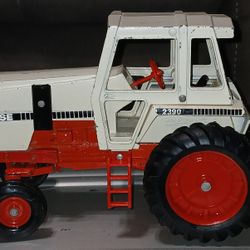 RARE Vintage Ertl Case 2390 Tractor 