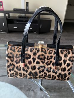 Small Leopard Purse 