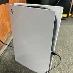 Disc PS5. Like New With ASSESORIS 