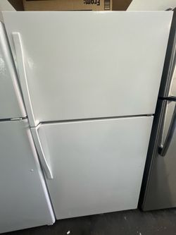 33in white refrigerator