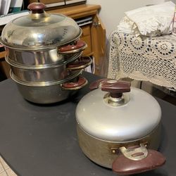 Total Of 6 Items. Complete Set For Steamer And 3 Quarts 