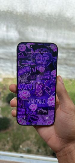 iPhone 16 Pro Max (Carrier Locked)