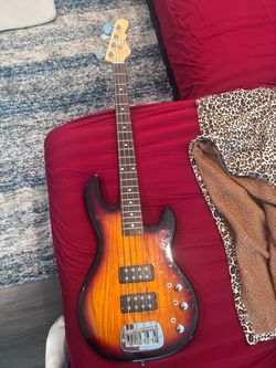 G&L L2000