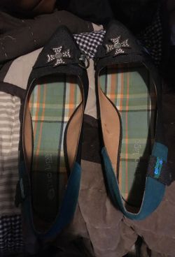 Dress shoes