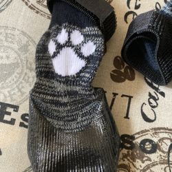 Soft Warm Wool w/ Rubber Soles Booties For 🐶