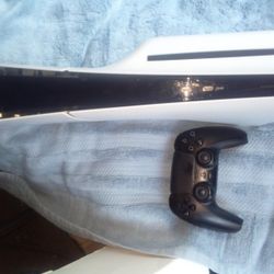 **PLAYSTATION PS5 SLIM WITH DISC**