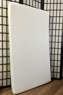 Crib mattress for $10 first come first serve