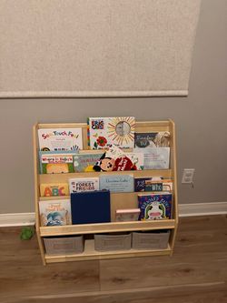 Toddler Montessori Book shelf