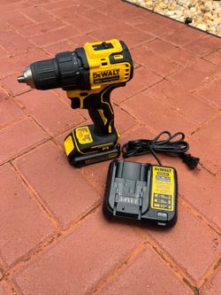 Dewalt 20v Atomic Max Brushless Compact Drill/Driver