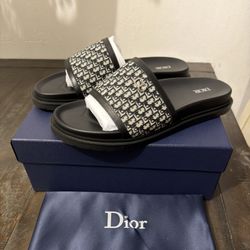 Dior Slides