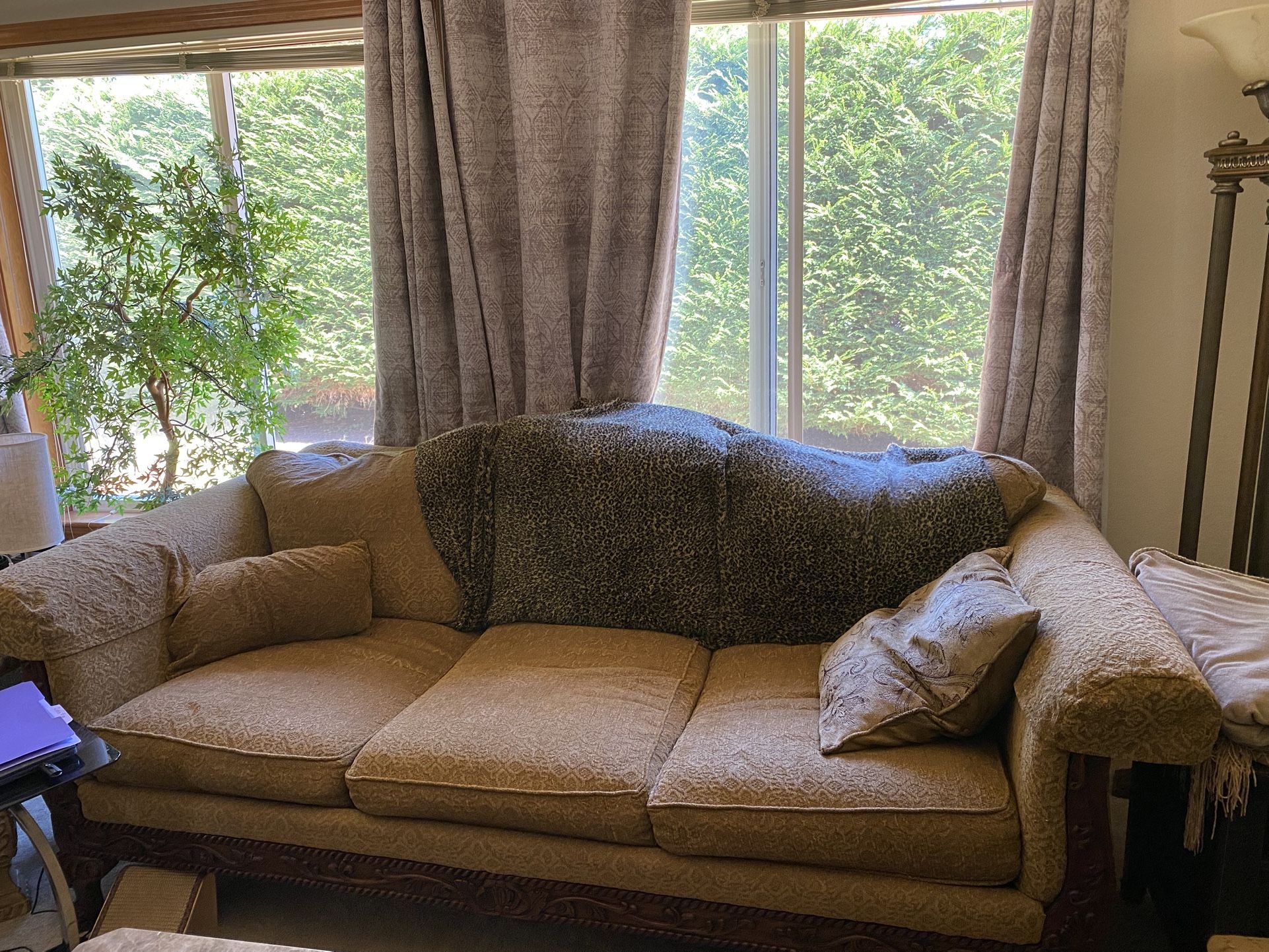 Gorgeous Sofa
