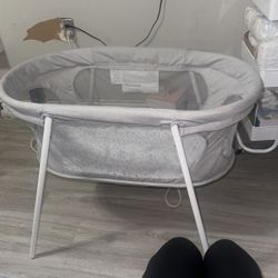 Bassinet 