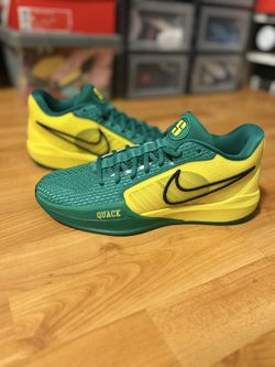 Nike Sabrina 1 “Oregon Ducks” Mens Size 9 (New)