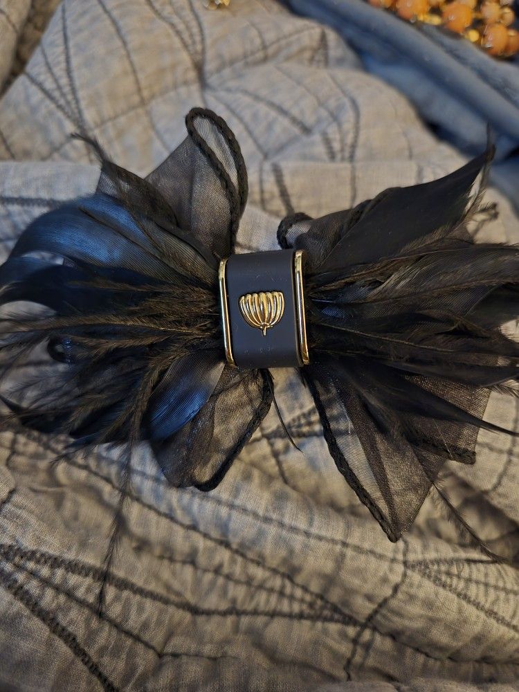 Black Bow