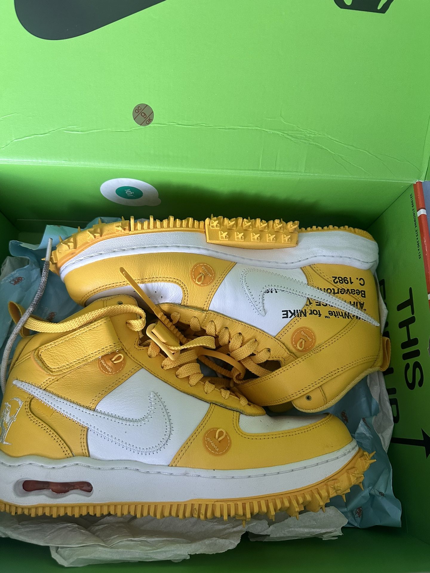 Off White Air Force 1 Mid