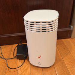 Verizon Wifi Router.