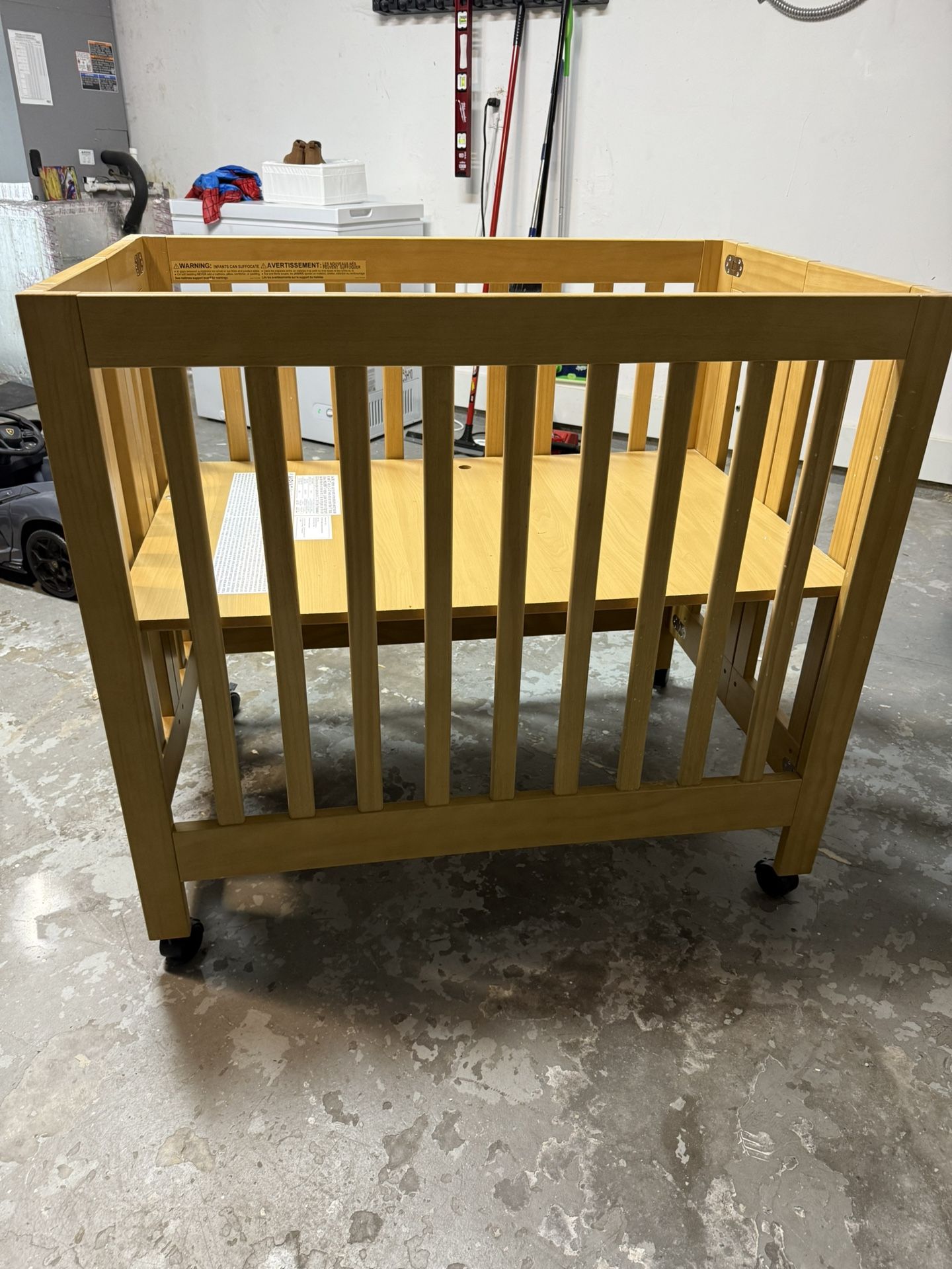 New Born Crib/Versatile/Modular/Slim