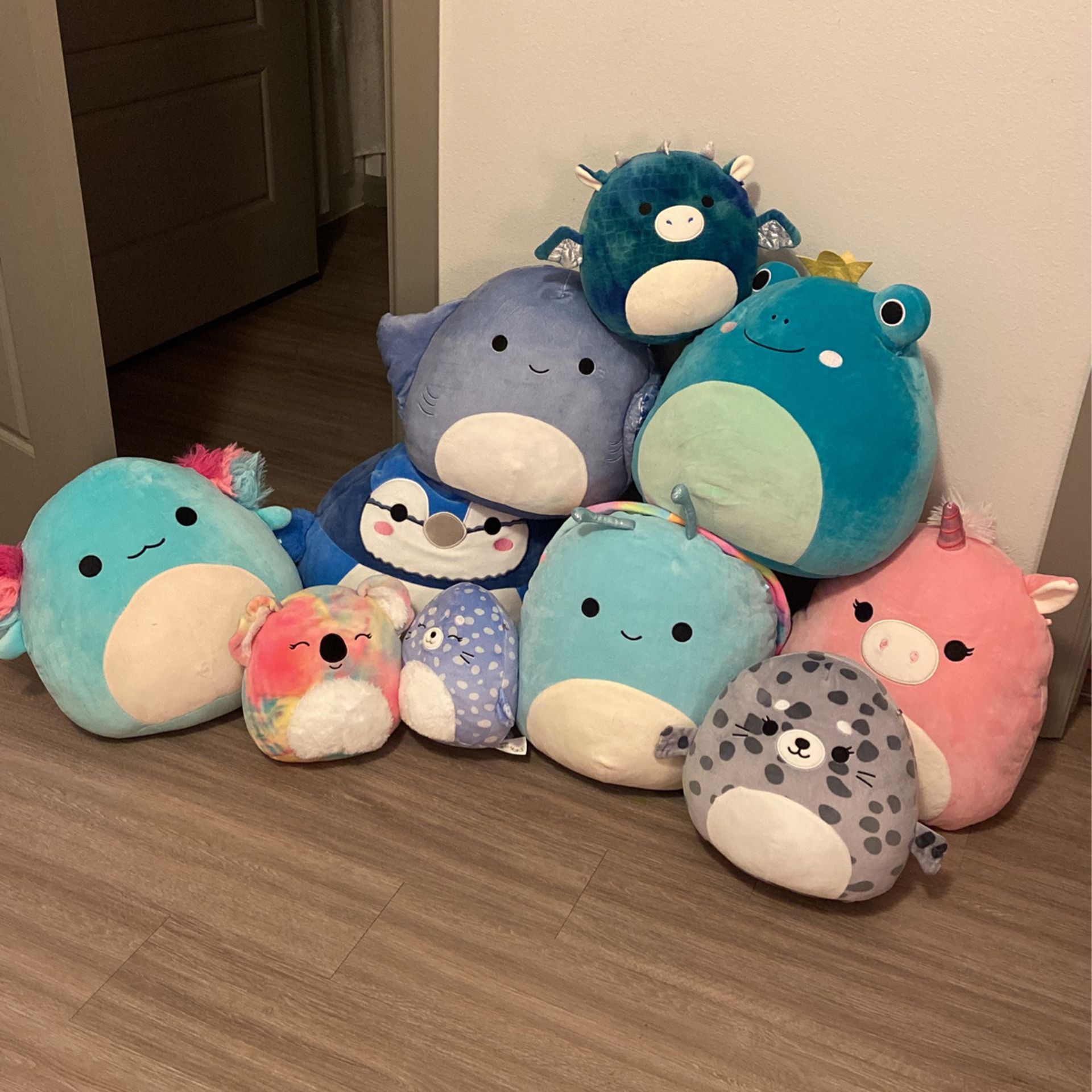 💕HUGE SQUISHMALLOWS LOT💕