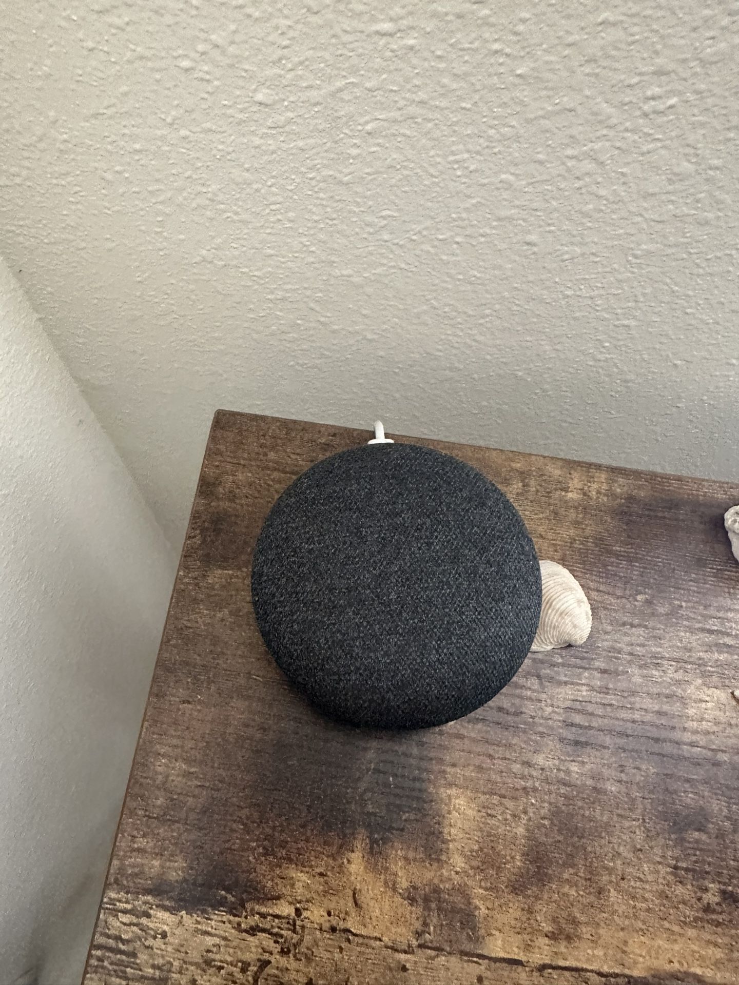 Google Home Mini
