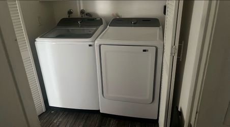 2023 Samsung Washer and Dryer