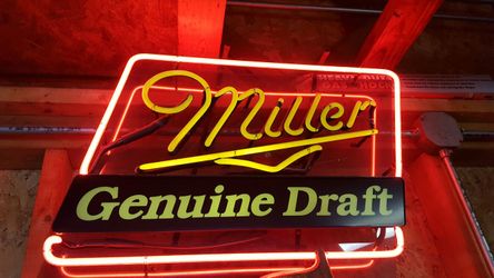 Miller neon sign