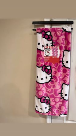 HELLO KITTY BLANKET