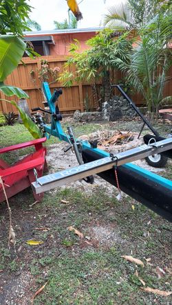 Trailer for small boat or kayaks