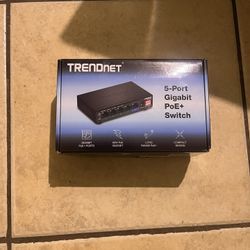 TRENDNET 5-PORT GIGABIT POE+SWITCH USED ONE TIME 