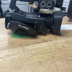 Canon Camcorder XF405