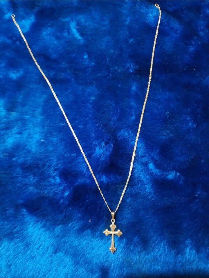 14k Yellow Gold Necklace