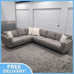 Mid-Century Modern Gray Sectional Couch 💥 Free Delivery 💥