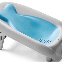 Skip Hop Baby Bath Tub, Moby Recline And Rinse Recline Bather  Open box item   INVENTORY NUMBER: 101(contact info removed)