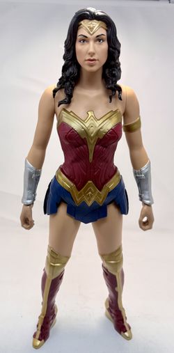 DC Wonder Woman Gal Gadot 19" Large Action Figure