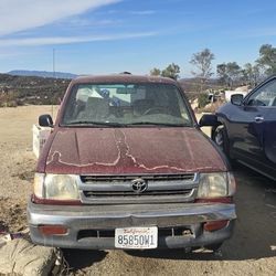 1999 Toyota Tacoma Manual $2500