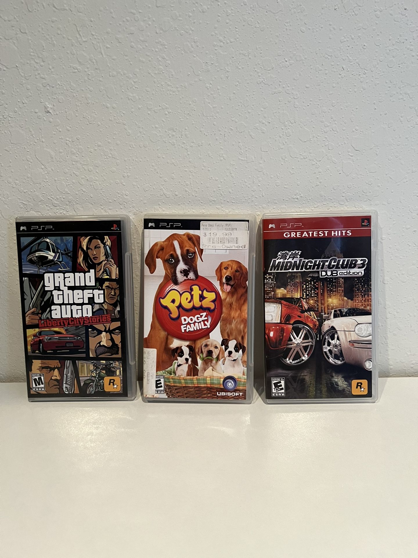 PSP bundle Pack Includes 4 Games
