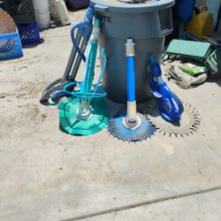 Pools Kreepy Auto Vacuums