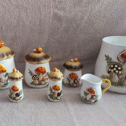 Merry Mushroom Set