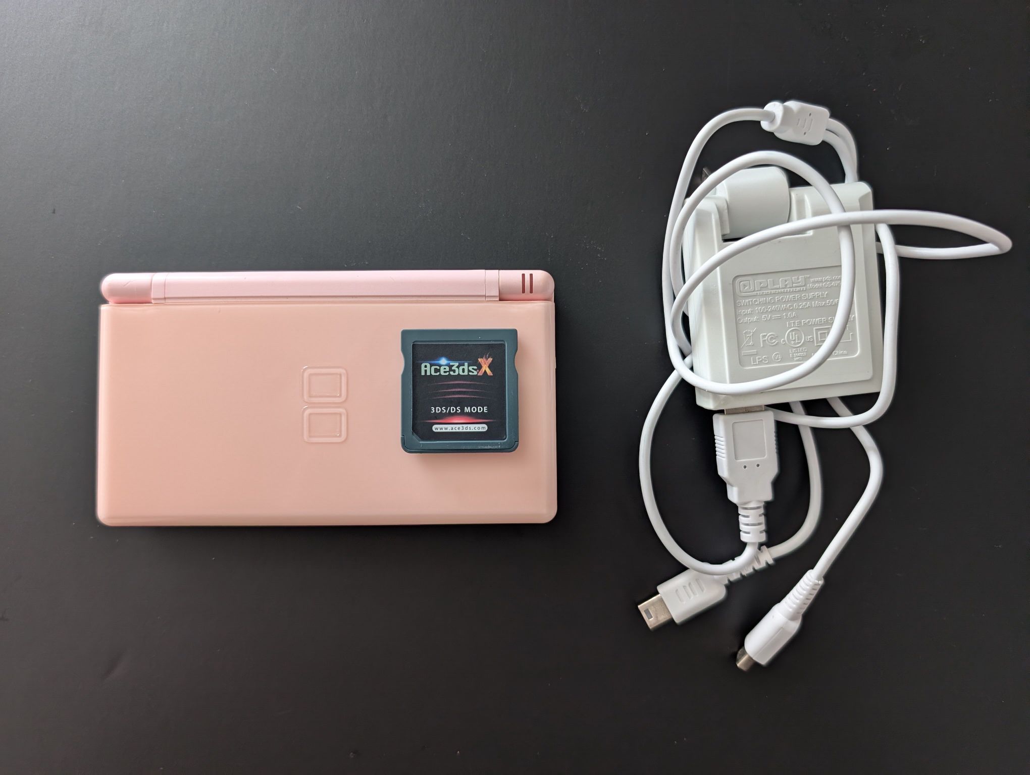 Pink Nintendo DS Lite 32GB User-Friendly