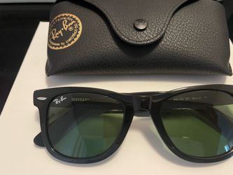 Like new Rayban Sunglasses