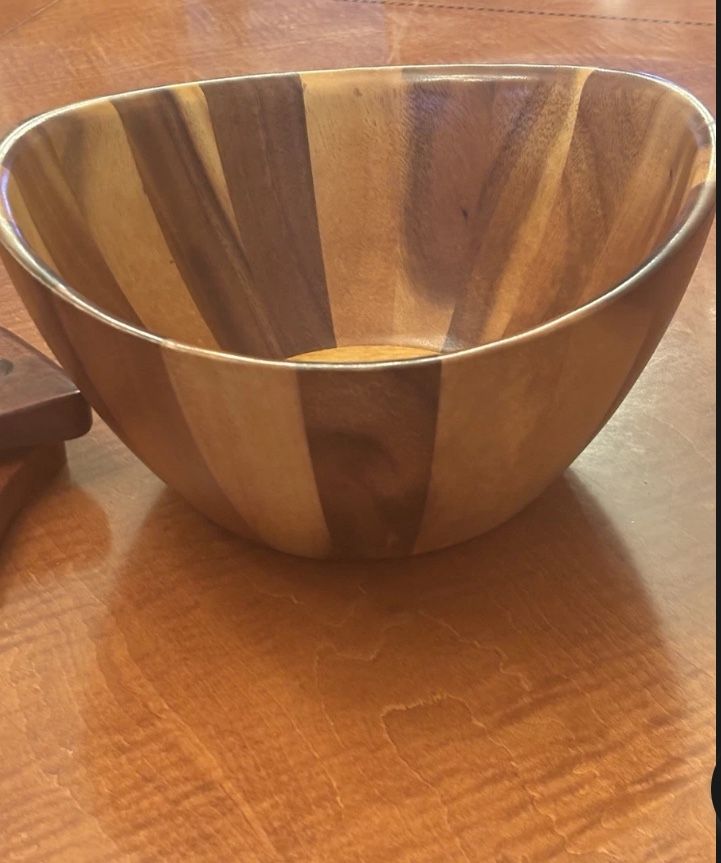 Large Wooden Salad Bowl