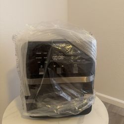 Brand new Nuwave Brio Ultimate Air Fryer 